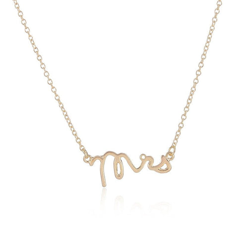 Beautiful bride-to-be 'Mrs' necklace Giveaway!